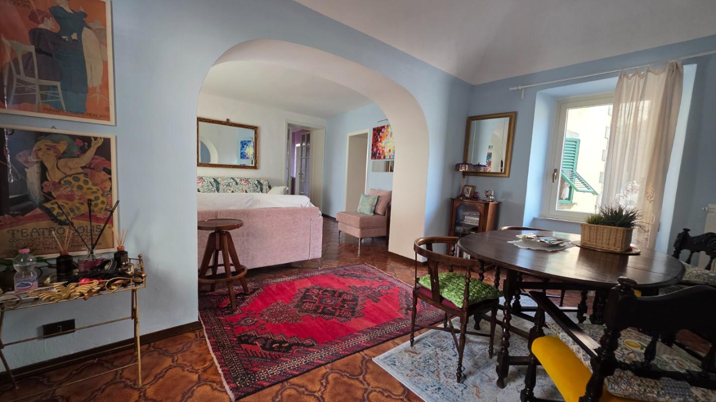Appartamento con terrazzo a Castel del Piano