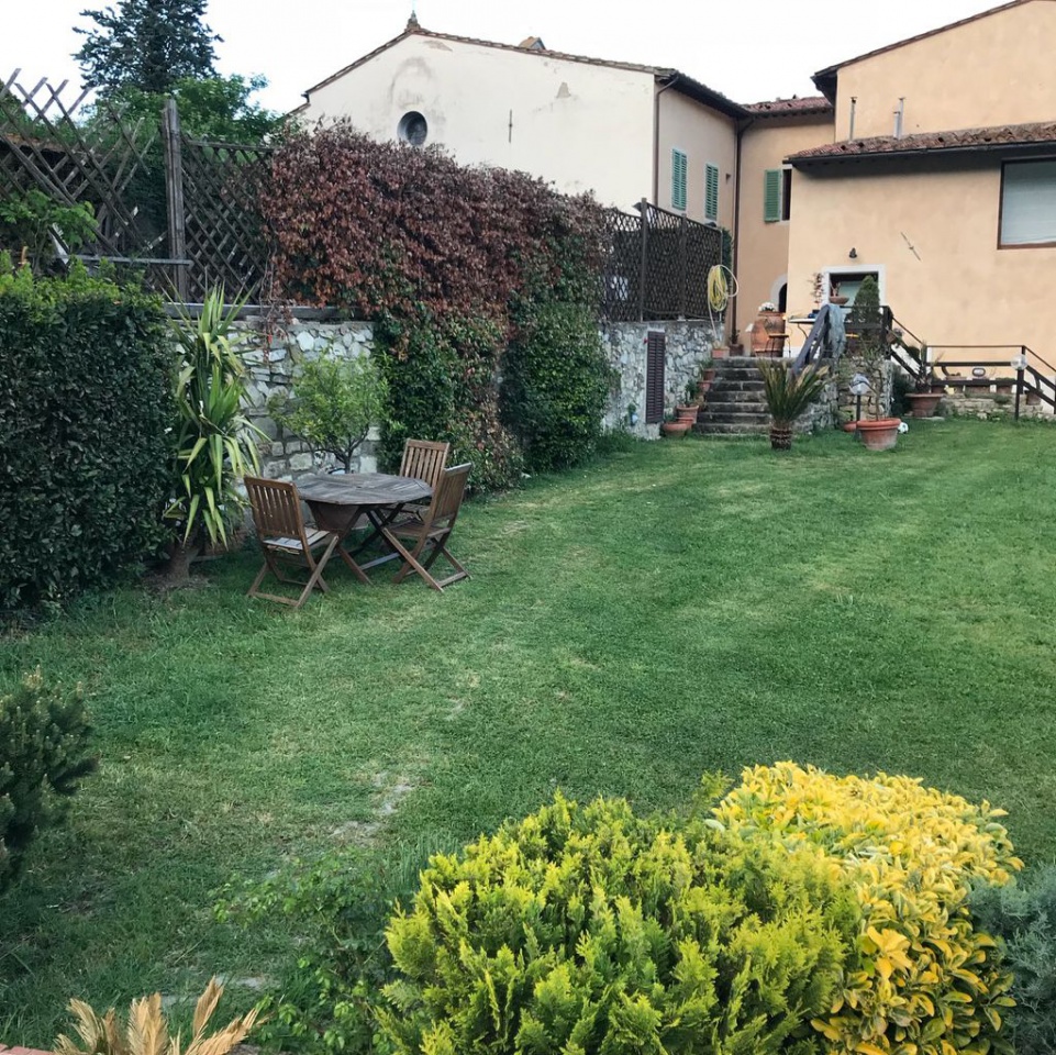 Rustico con giardino a Pontassieve