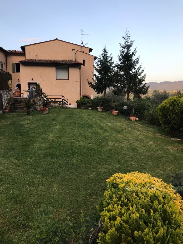 Rustico con giardino a Pontassieve