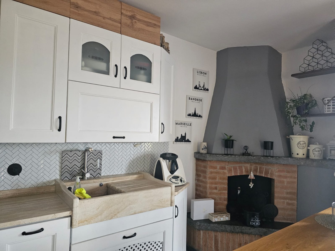 Casa indipendente con giardino in vvia garibaldi, Pontassieve