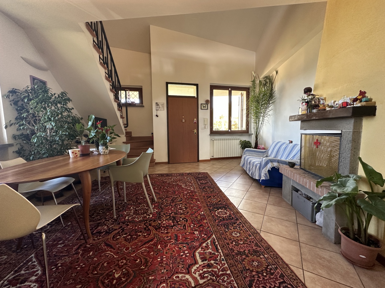 Appartamento con terrazzo in piazza caduti dei lager, Reggello