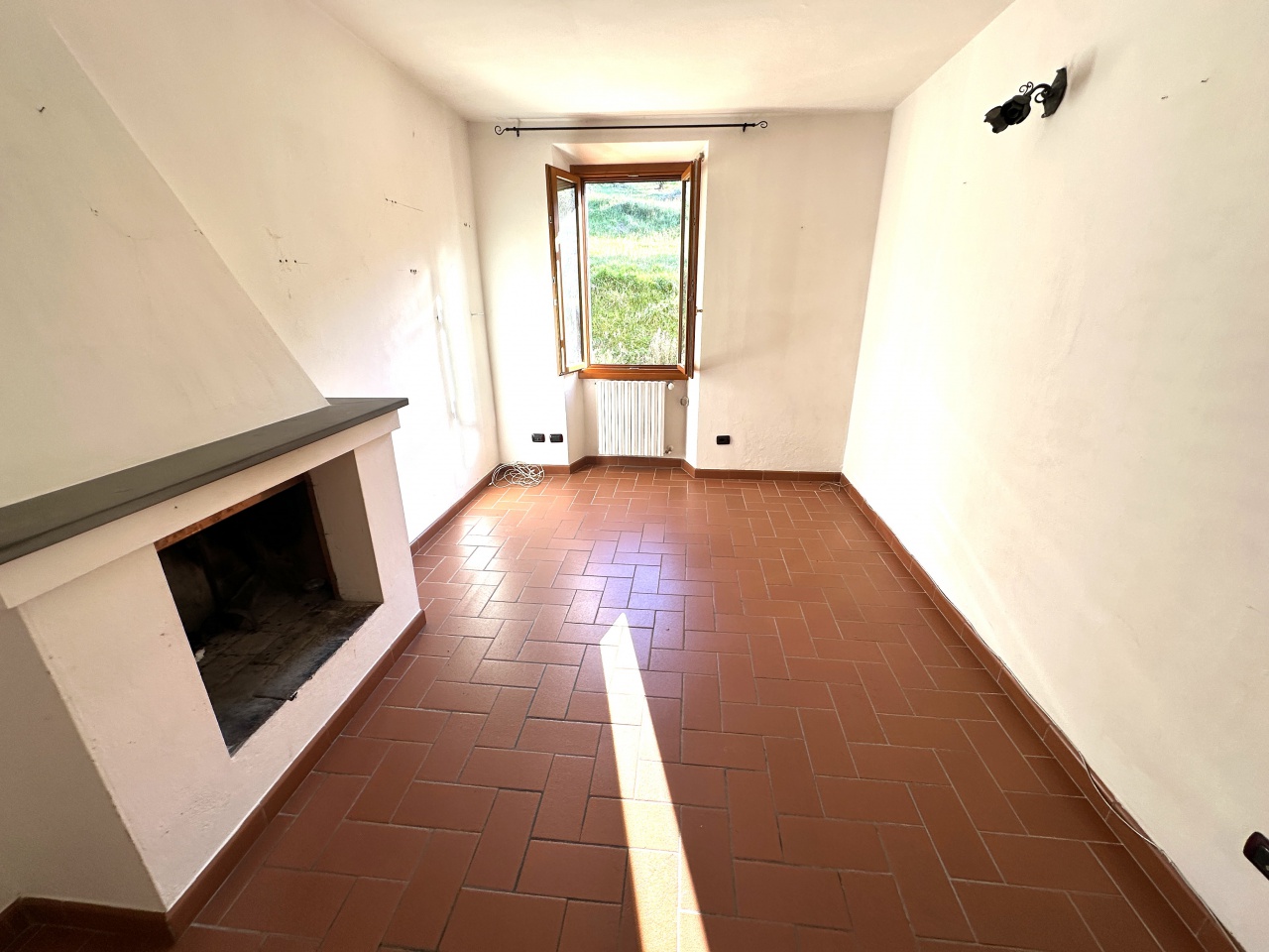 Quadrilocale con giardino in via molino del piano, Pontassieve