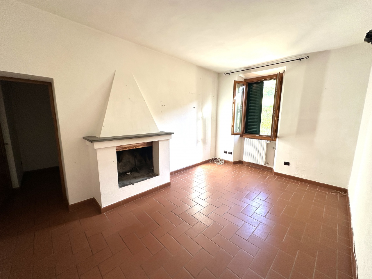 Quadrilocale con giardino in via molino del piano, Pontassieve