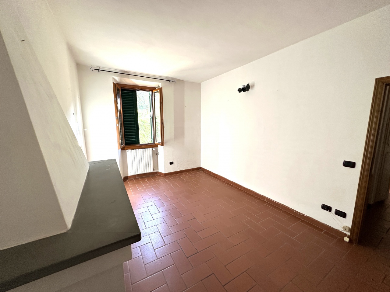 Quadrilocale con giardino in via molino del piano, Pontassieve