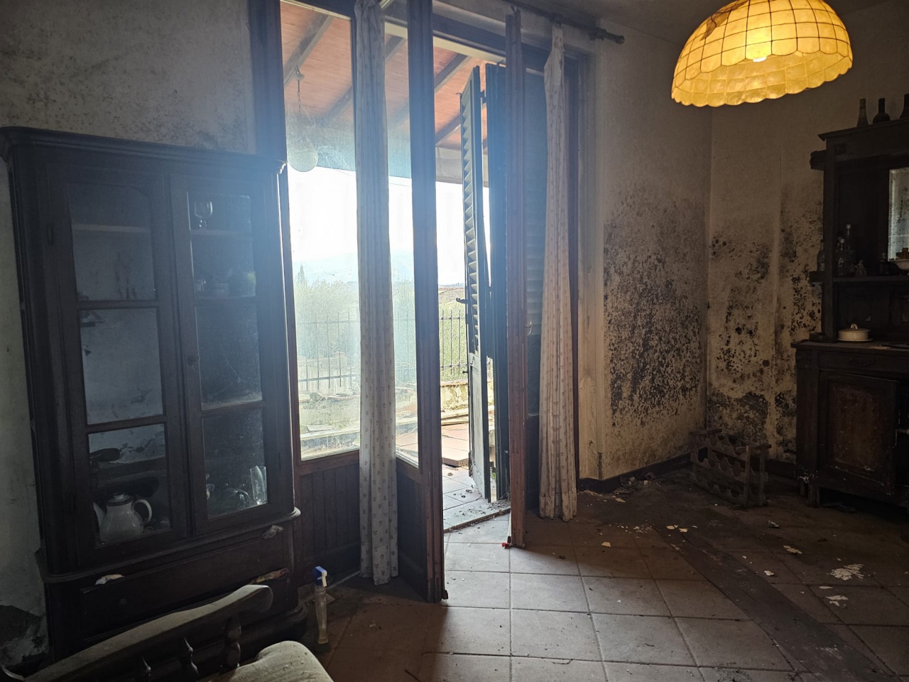 Villa con giardino in via vecchia aretina, Rignano sull'Arno