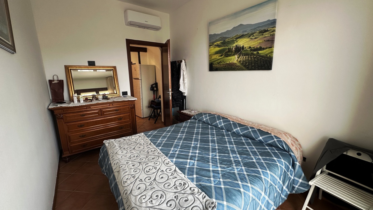 Trilocale con terrazzo in via marconi, Reggello