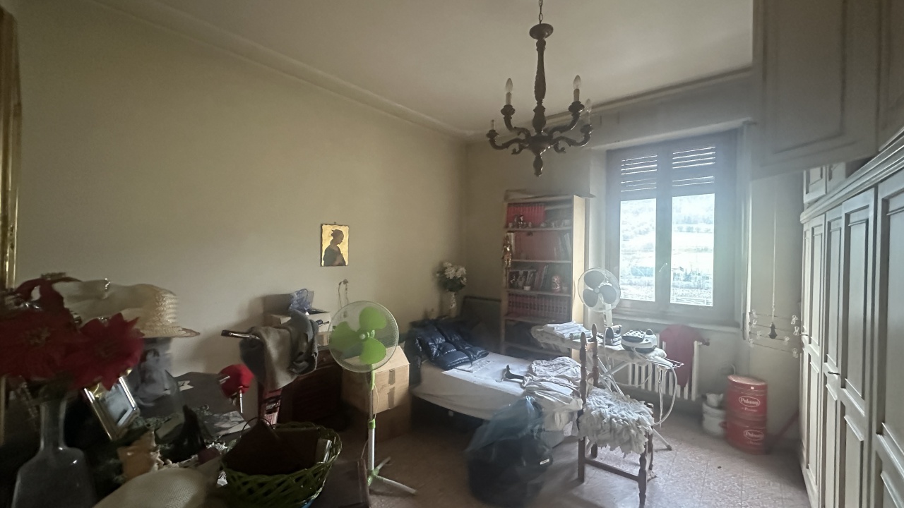 Quadrilocale con terrazzo in via aretina, Fiesole