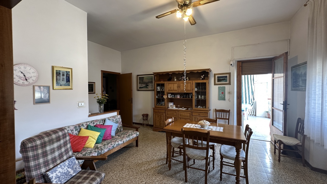 Quadrilocale con terrazzo in via garibaldi, Pontassieve