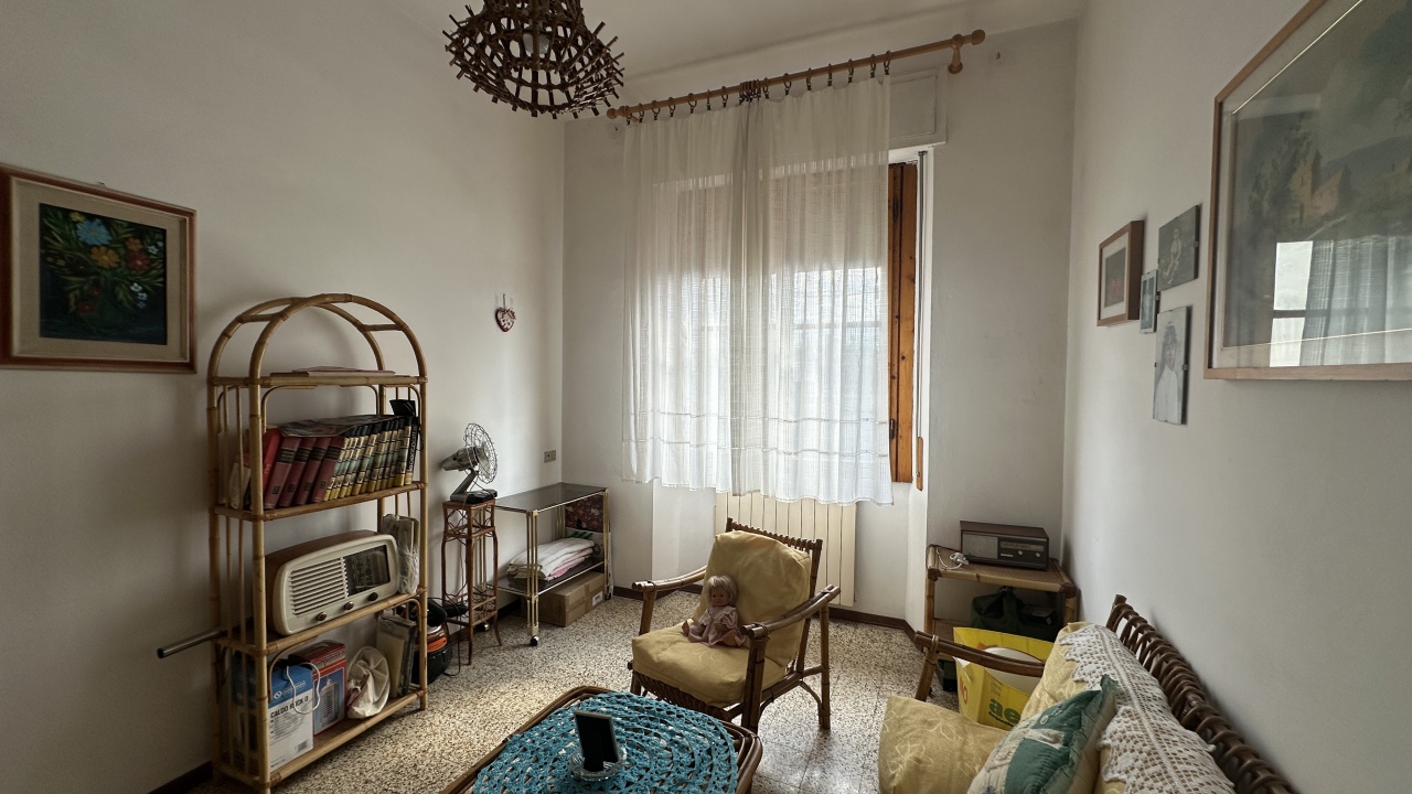 Quadrilocale con terrazzo in via garibaldi, Pontassieve