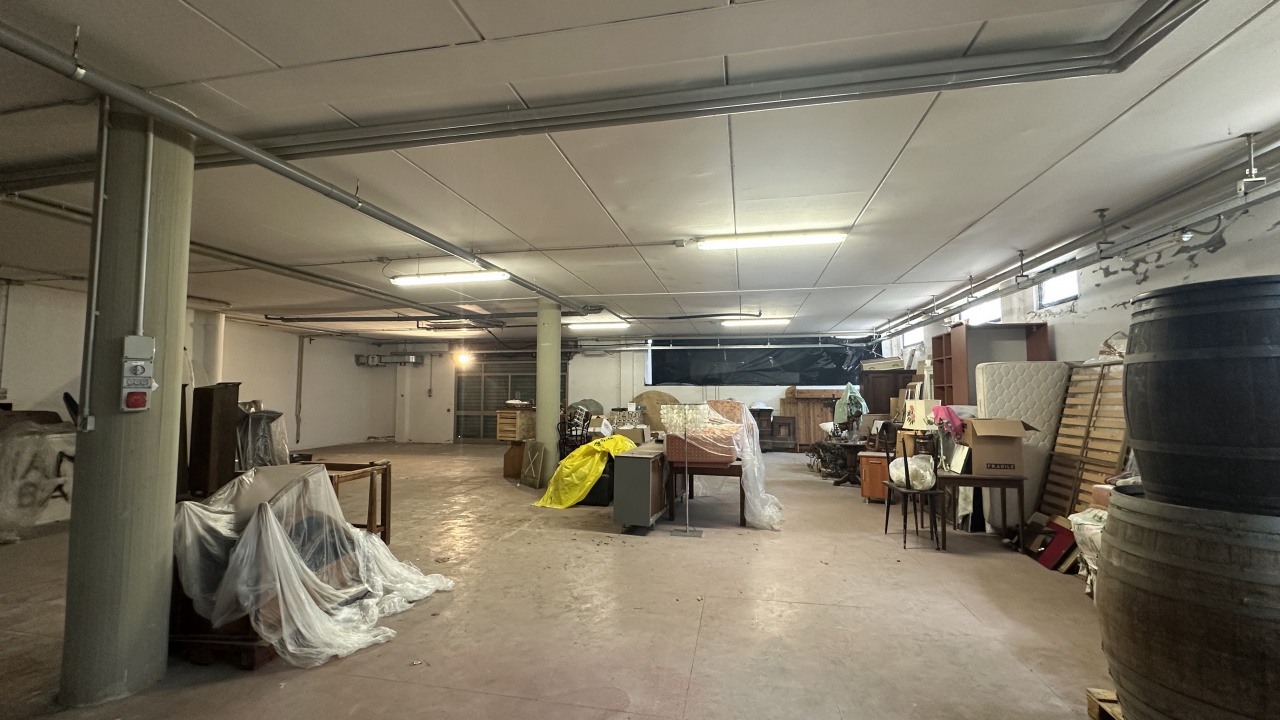 Magazzino in affitto in via algeri, Pontassieve