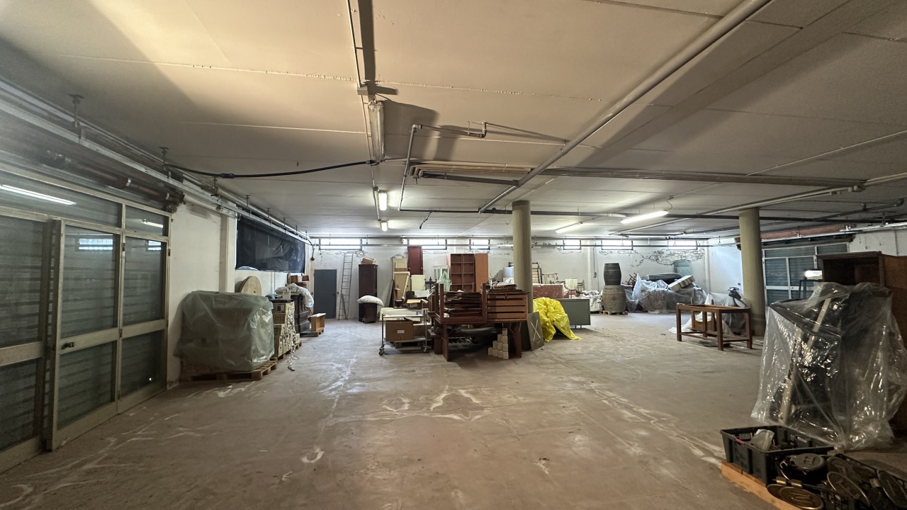 Magazzino in affitto in via algeri, Pontassieve