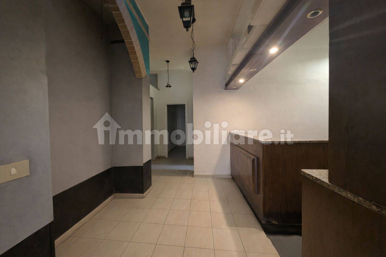 Attivit� commerciale in vendita in piazza giuseppe mazzini, Fiesole