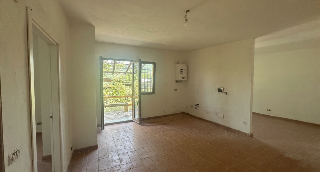Magazzino in vendita in via forlivese, Pelago