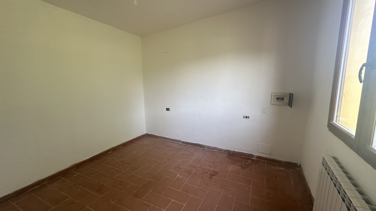 Magazzino in vendita in via forlivese, Pelago