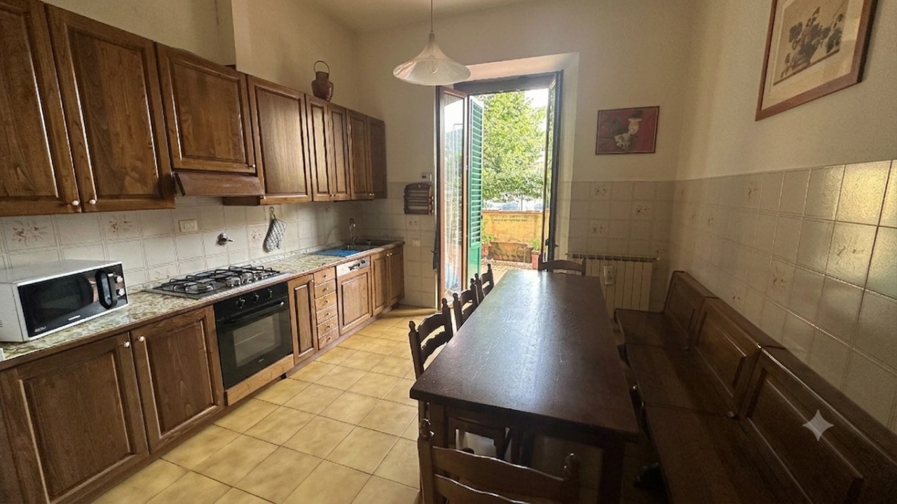 Appartamento con giardino in via garibaldi, Pontassieve