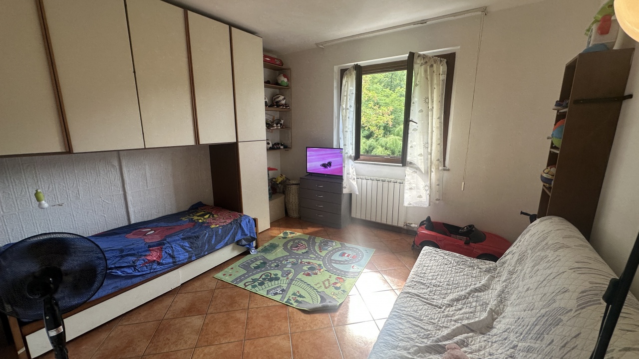 Quadrilocale con terrazzo a Londa