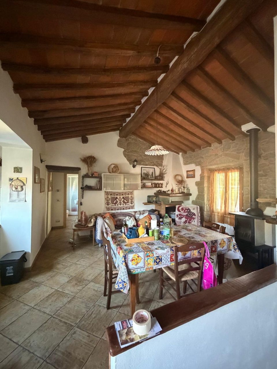 Quadrilocale con terrazzo in via iv novembre, Reggello