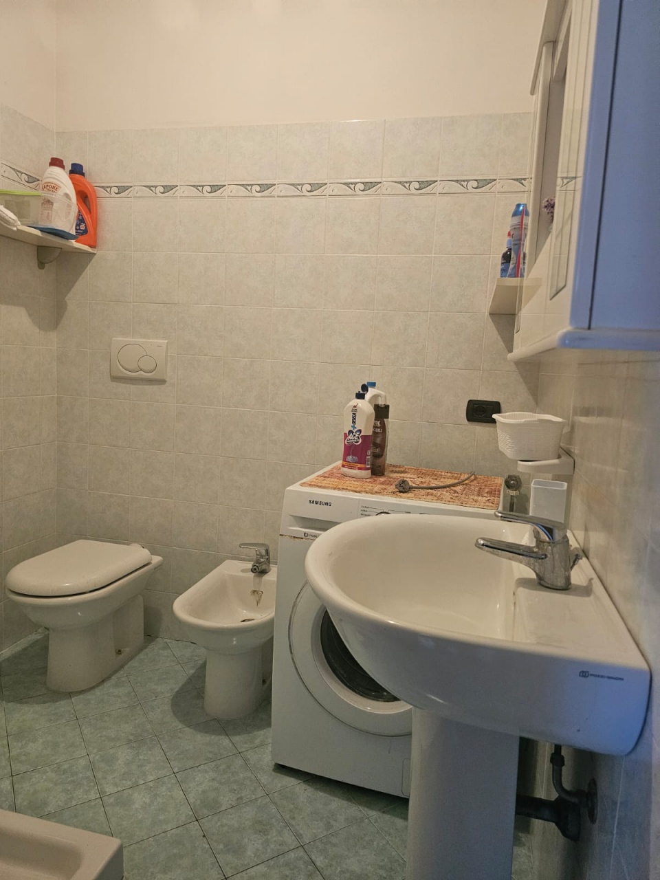 Trilocale in vendita in via giuseppe di vittorio, Rufina