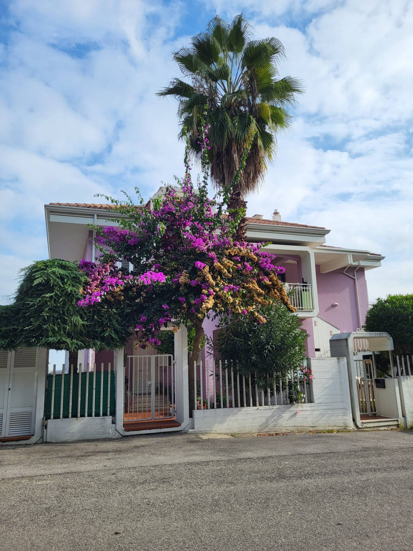 Villa Bifamiliare in vendita a Grottammare, Panoramica