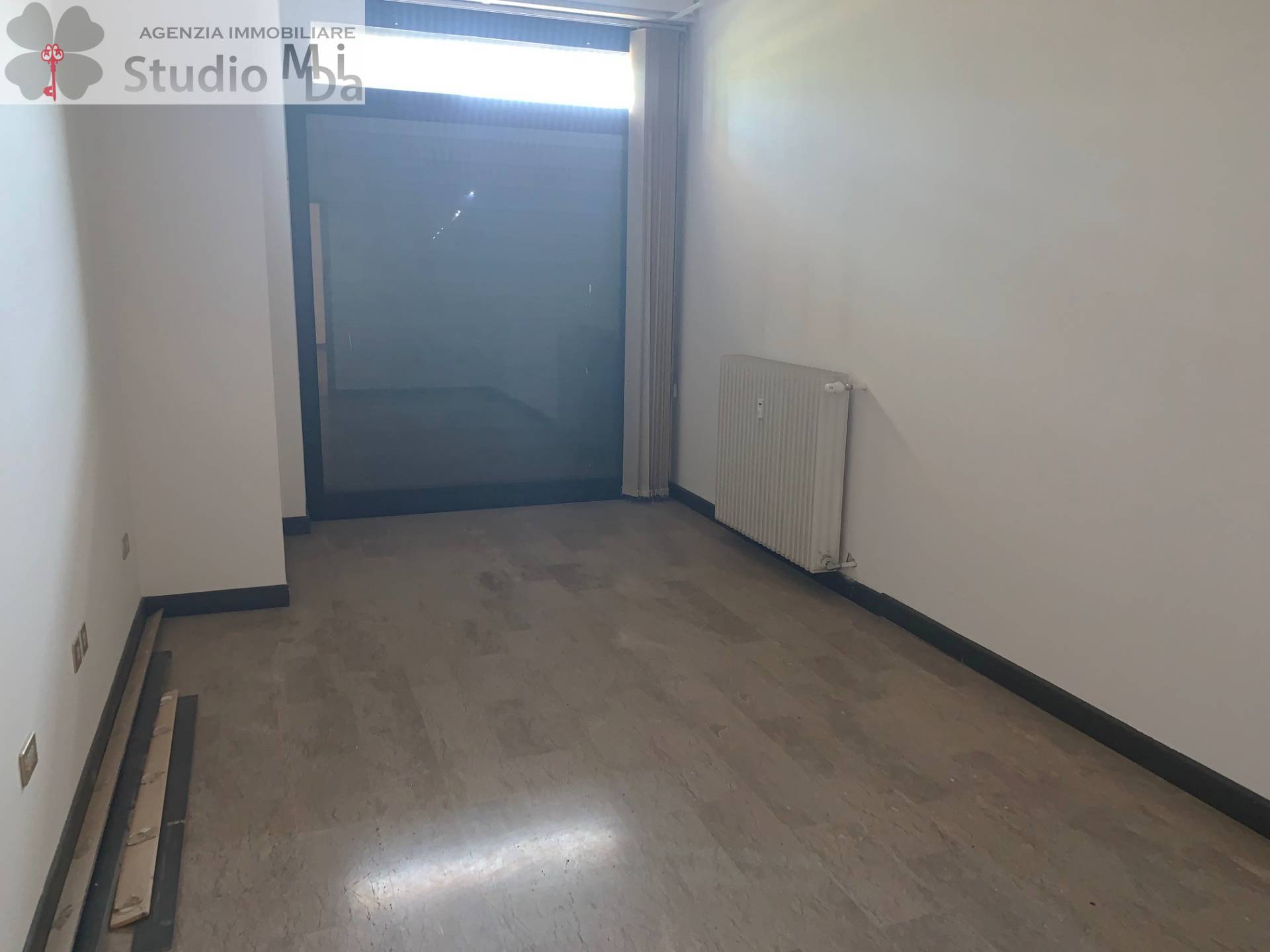 Locale commerciale in vendita a Venezia, Mestre