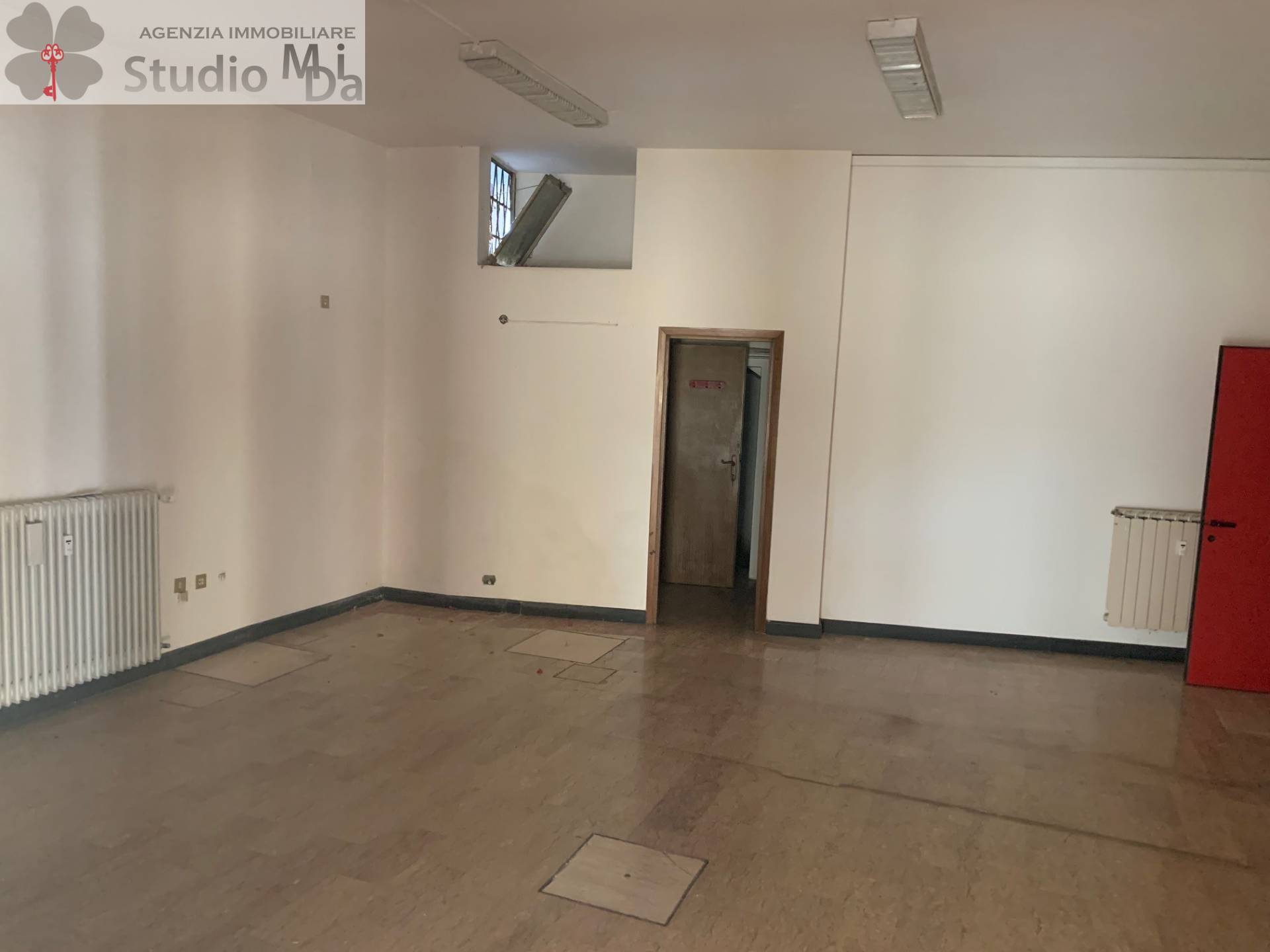 Locale commerciale in vendita a Venezia, Mestre