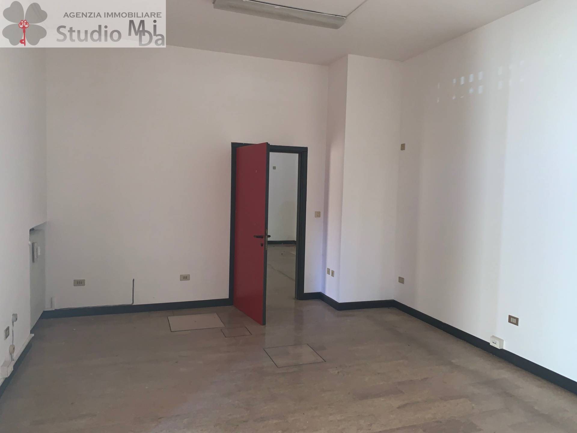 Locale commerciale in vendita a Venezia, Mestre