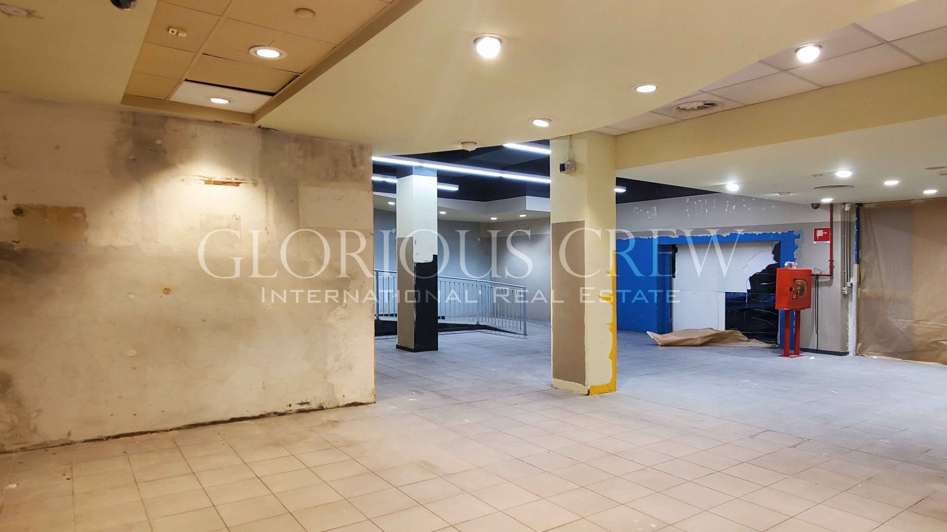 Locale commerciale in affitto a Milano, Fiera