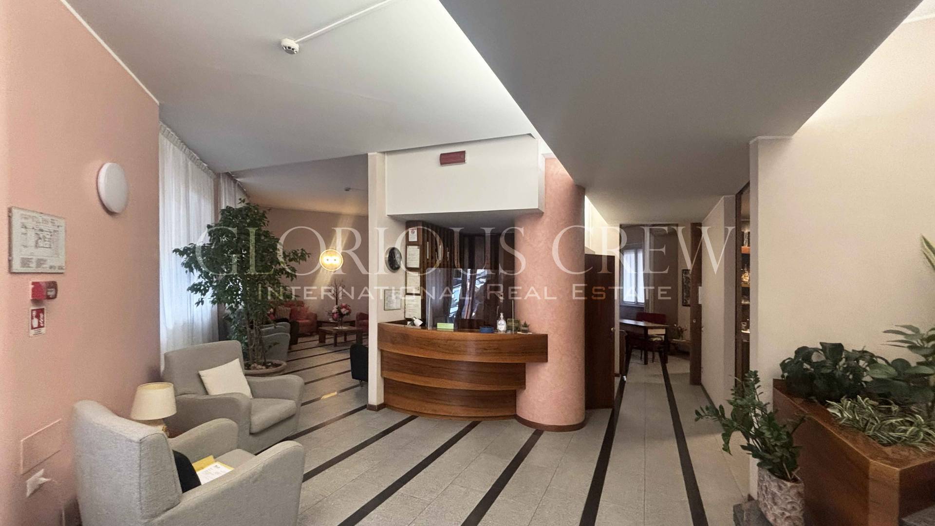 Hotel in vendita a Seregno