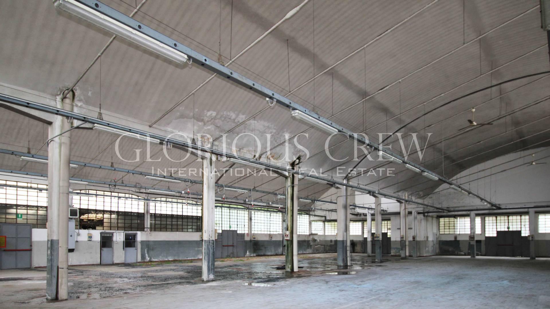 Capannone in vendita a Besana in Brianza
