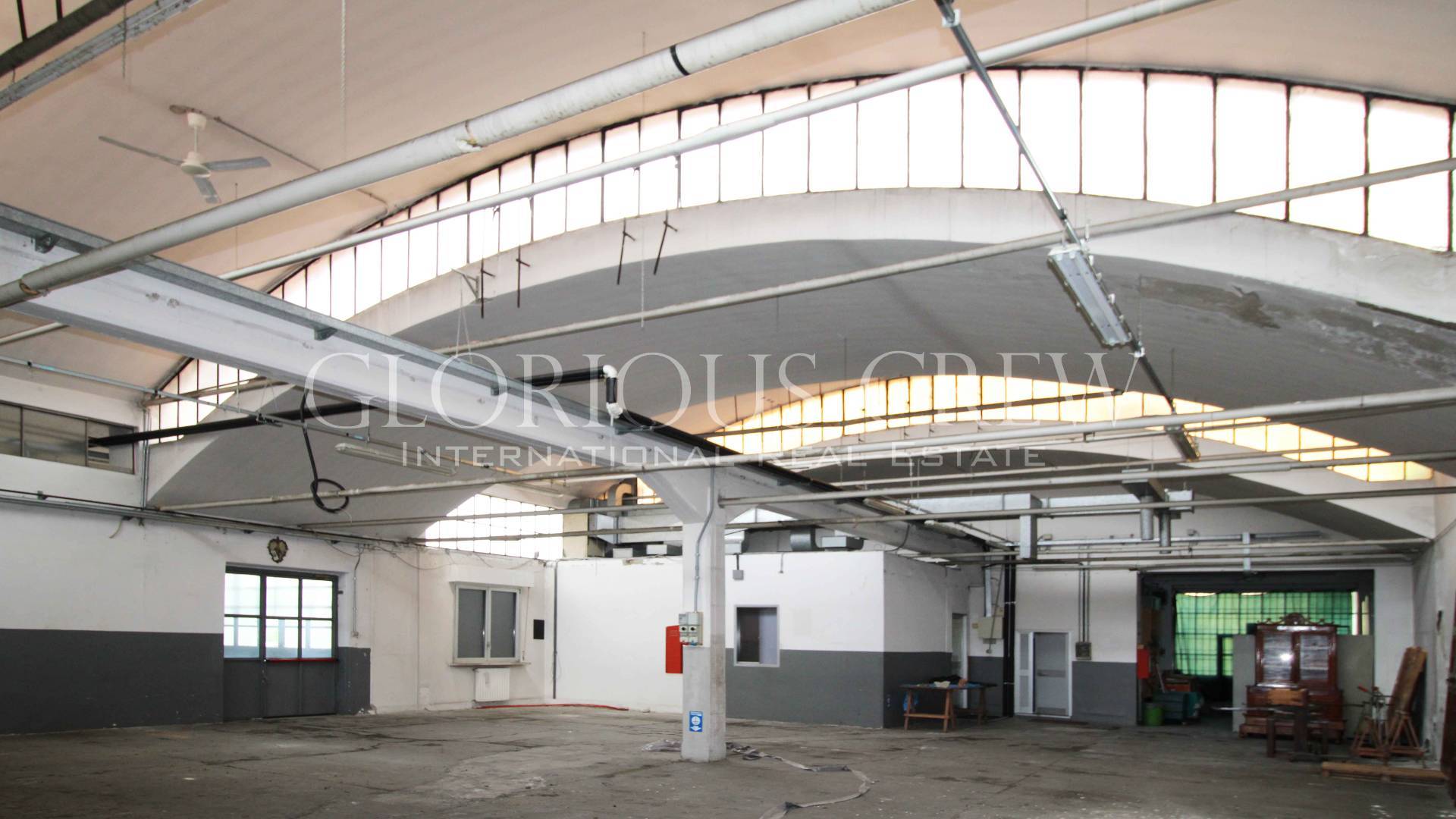 Capannone in vendita a Besana in Brianza