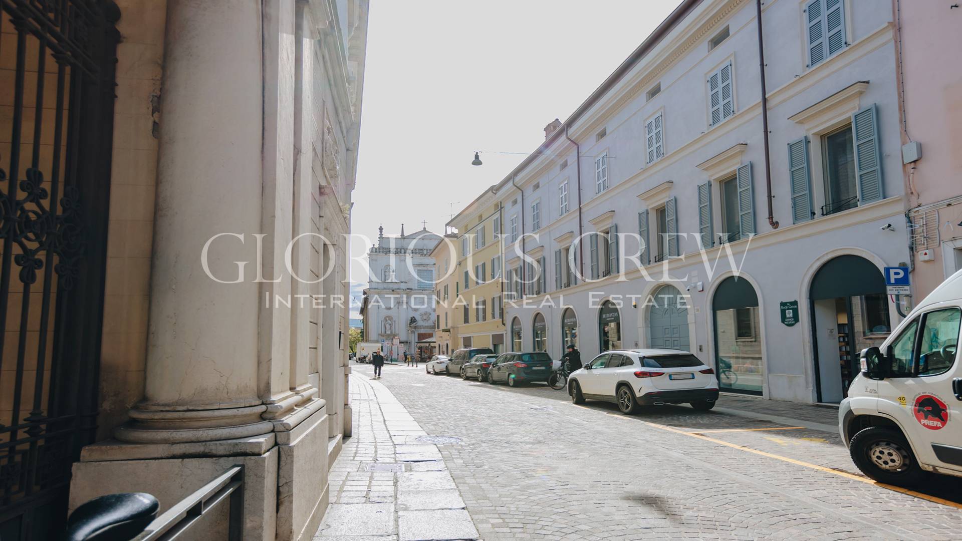 Negozio in vendita a Brescia, Centro storico pregiato