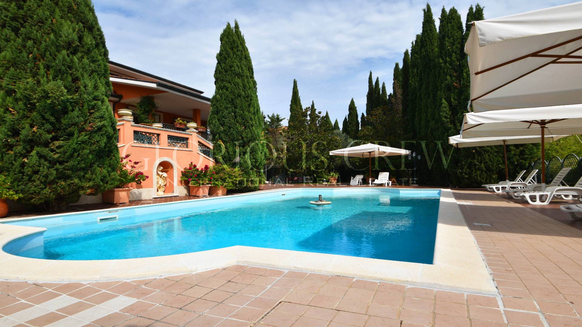 Hotel in vendita a Fonte Nuova, Santa Lucia