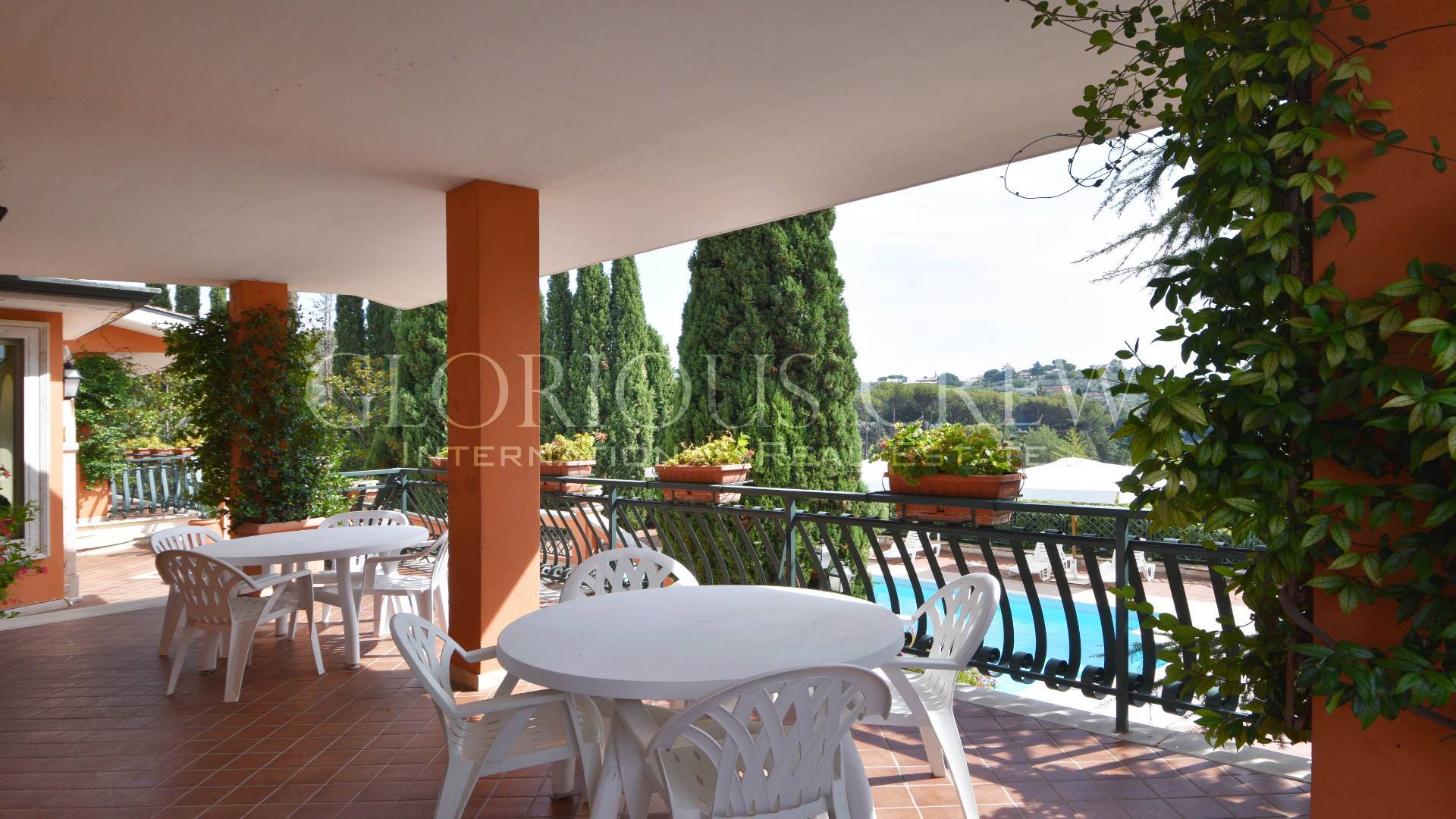 Hotel in vendita a Fonte Nuova, Santa Lucia