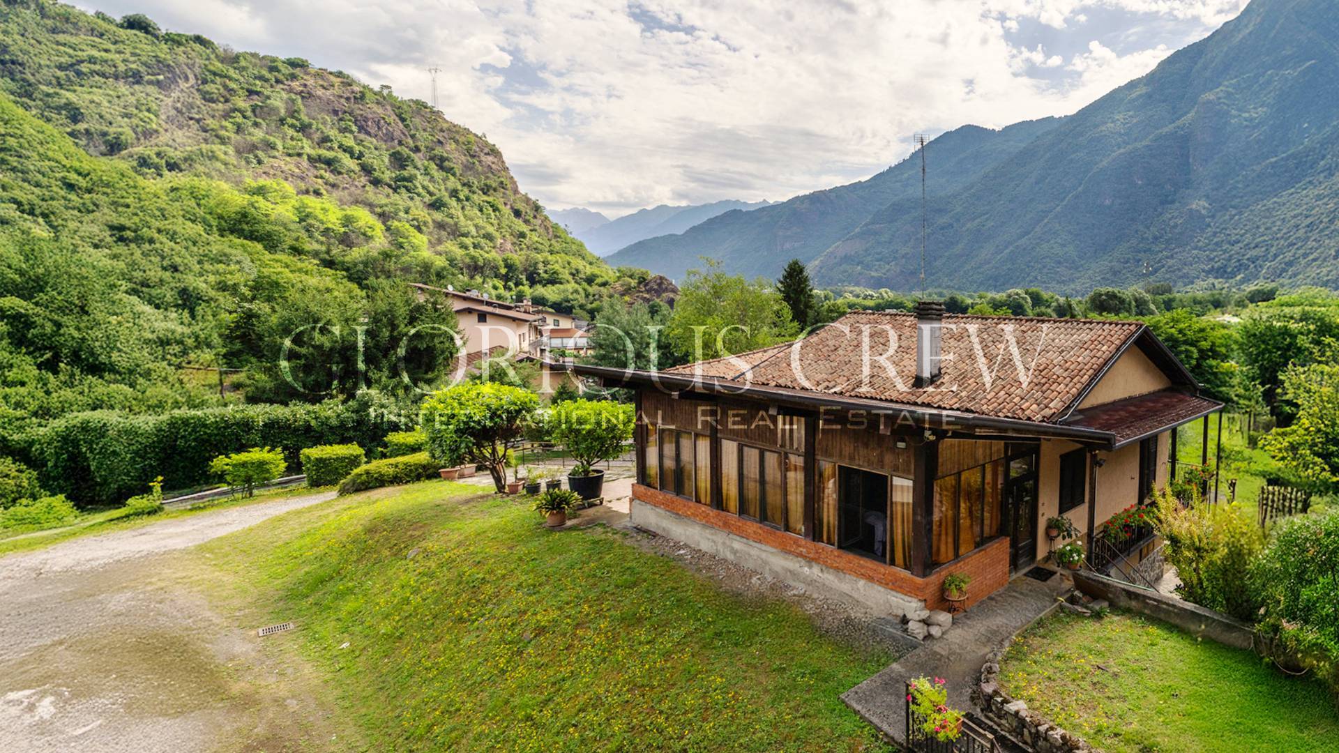 Palazzo in vendita a Darfo Boario Terme, Boario Terme