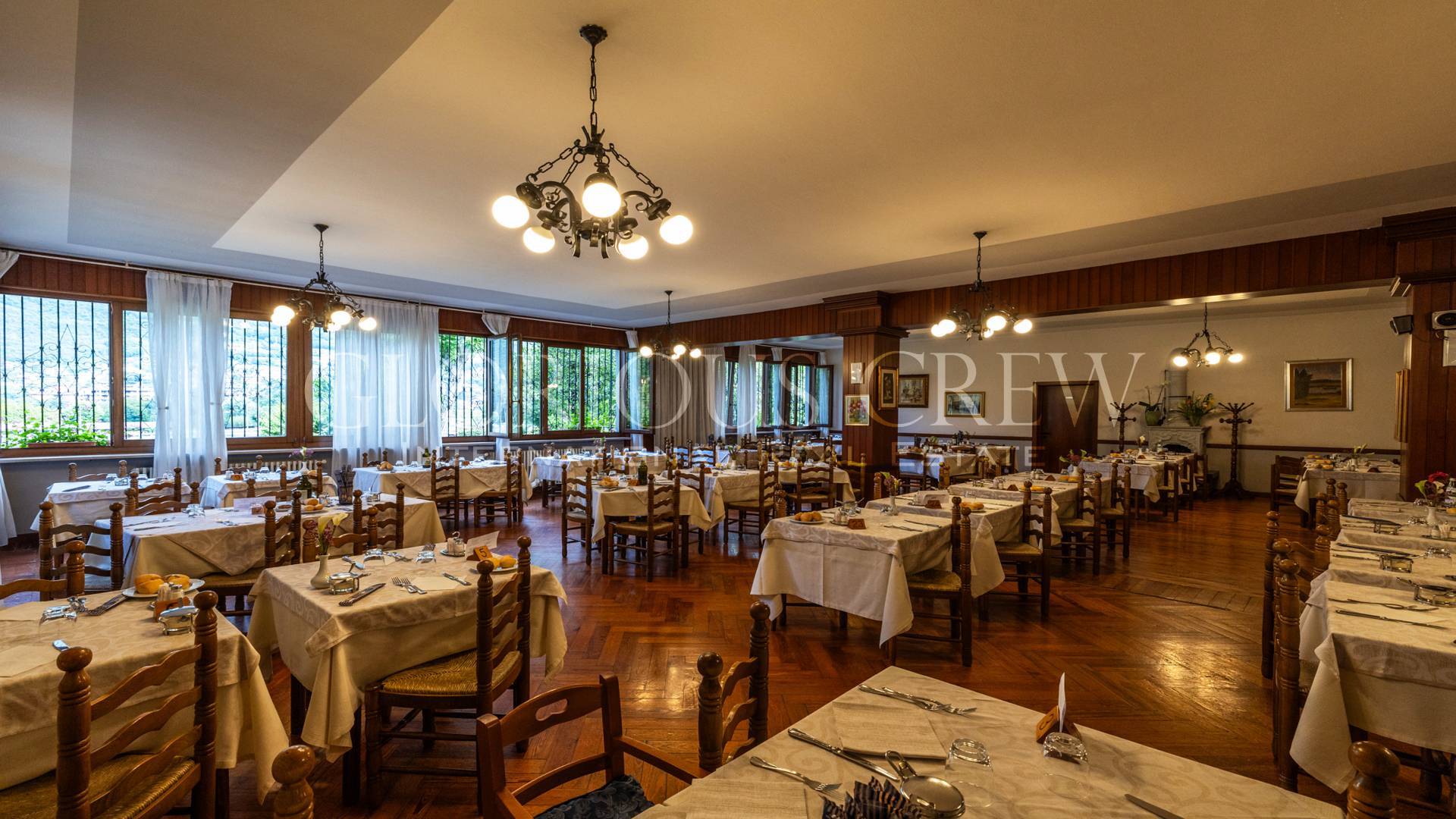 Palazzo in vendita a Darfo Boario Terme, Boario Terme