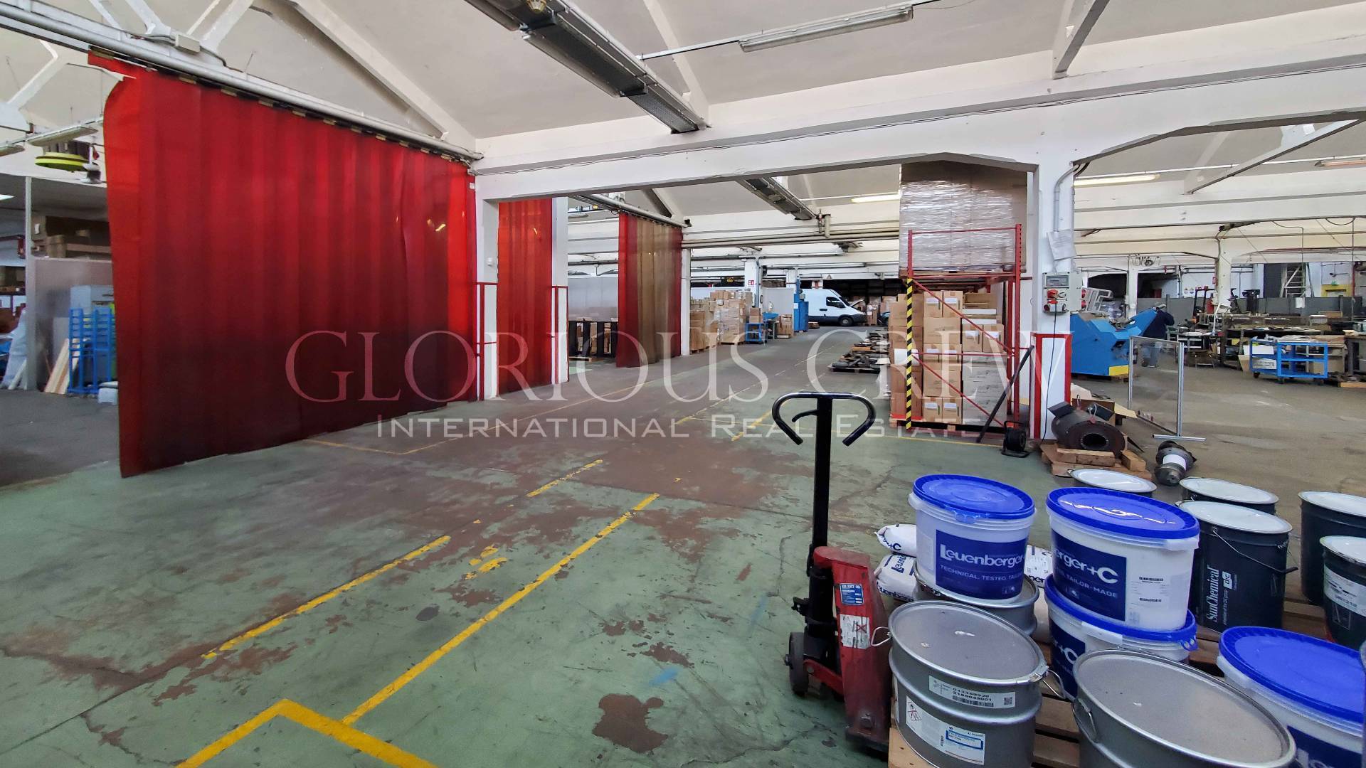 Capannone in vendita a Milano, Palmanova