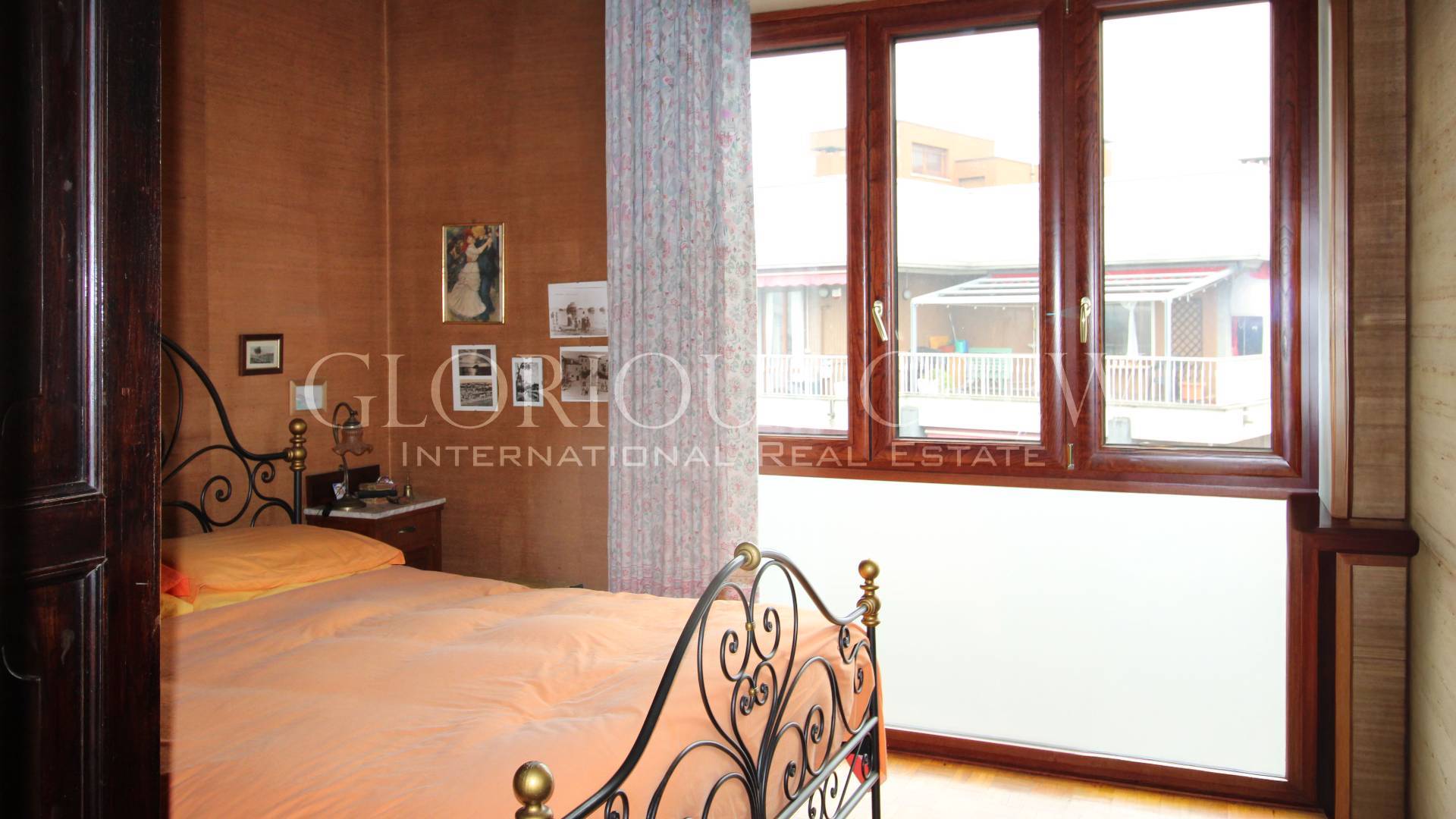 Appartamento in vendita a Saronno, Centro