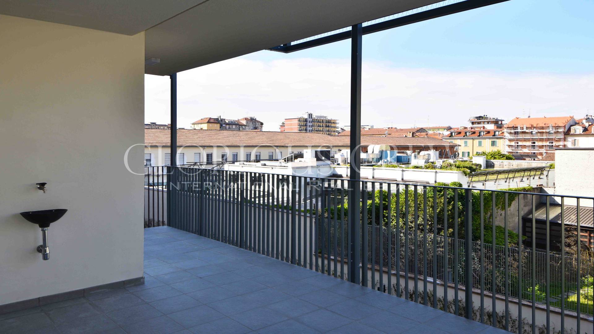 Appartamento in affitto a Milano, P.ta Genova