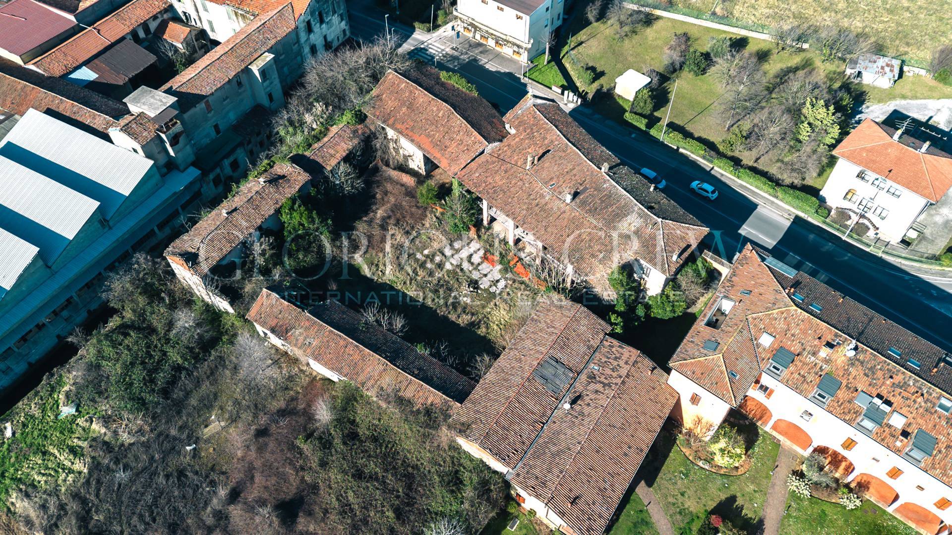 Rustico in vendita a Rezzato, Virle