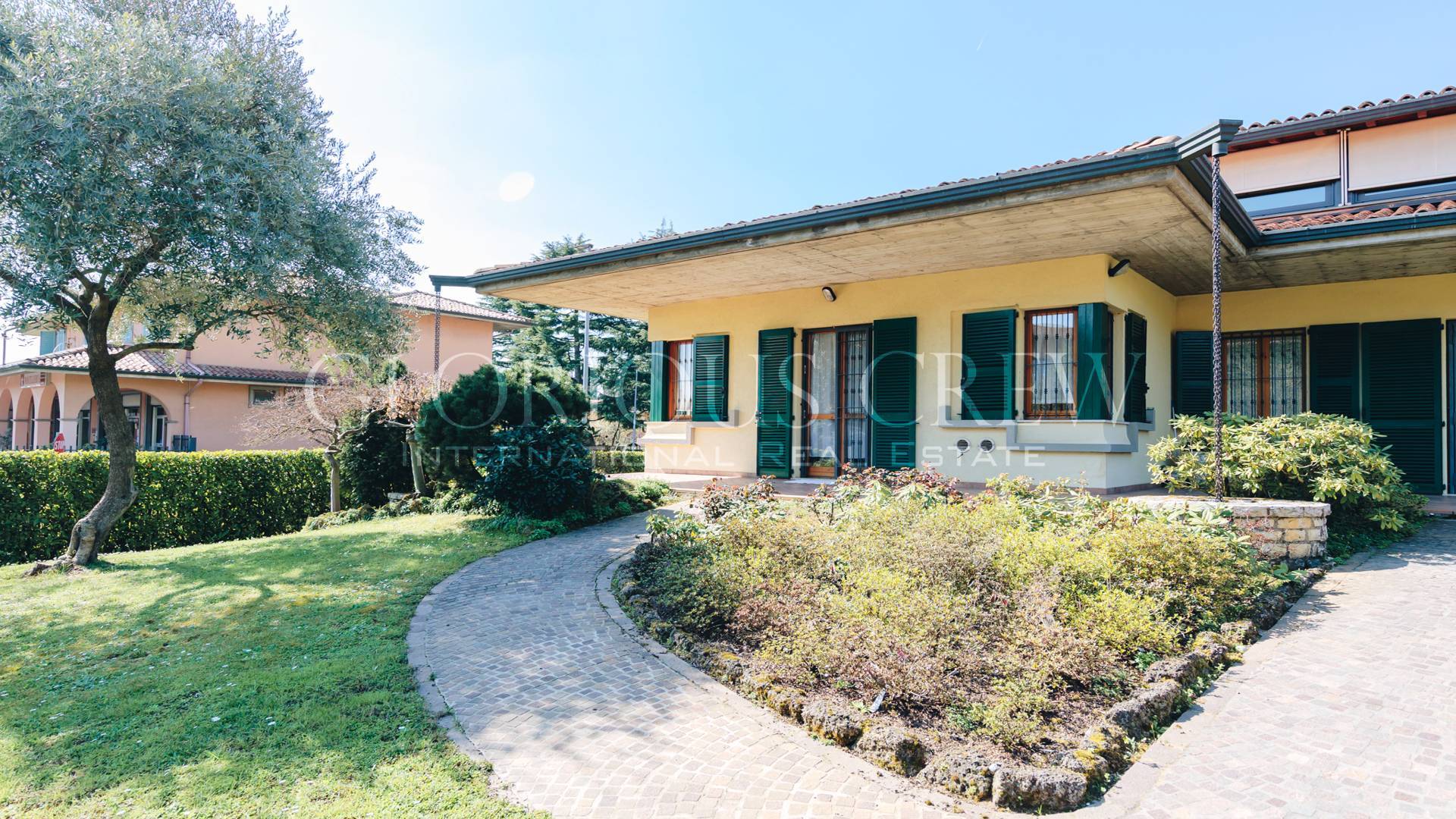 Villa in vendita a Provaglio d'Iseo