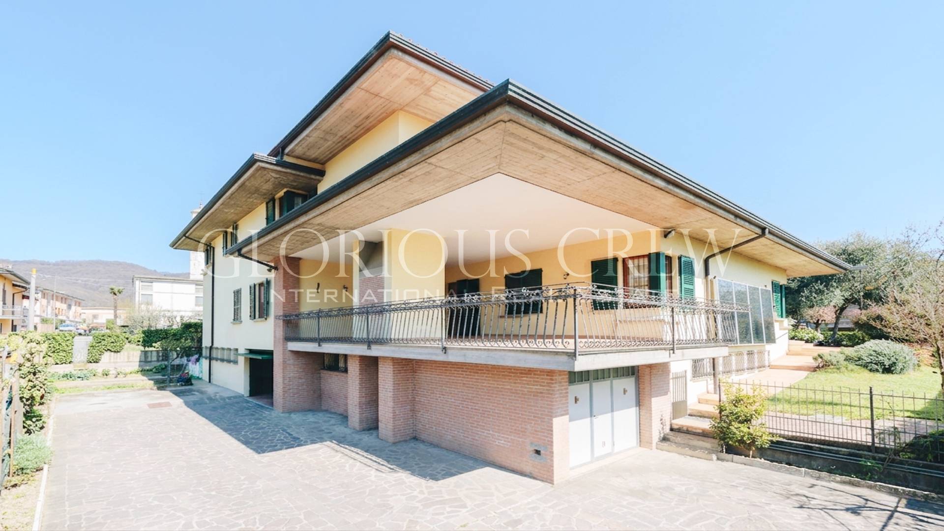Villa in vendita a Provaglio d'Iseo