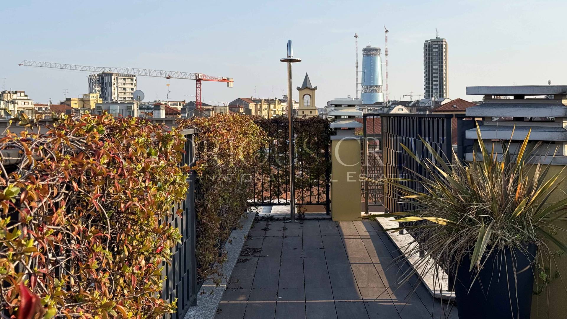 Attico con terrazzo in affitto a Milano, Centro Storico