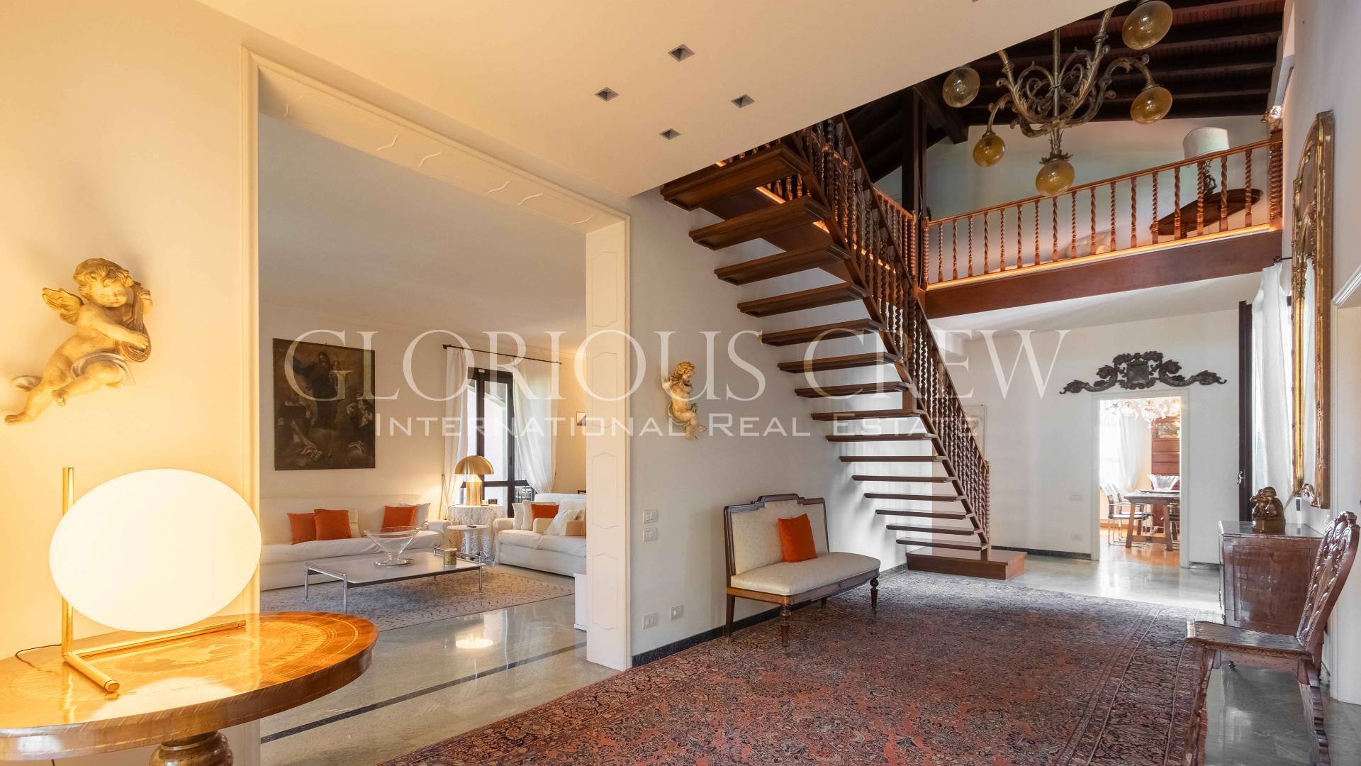 Villa in vendita a Carate Brianza