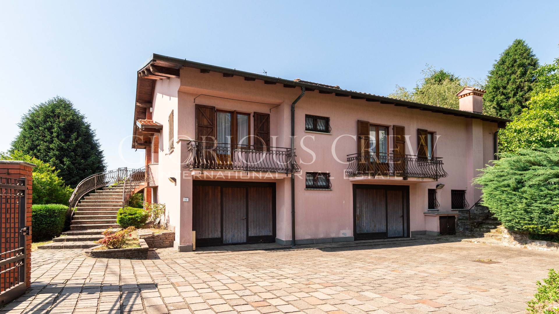 Villa in vendita a Proserpio