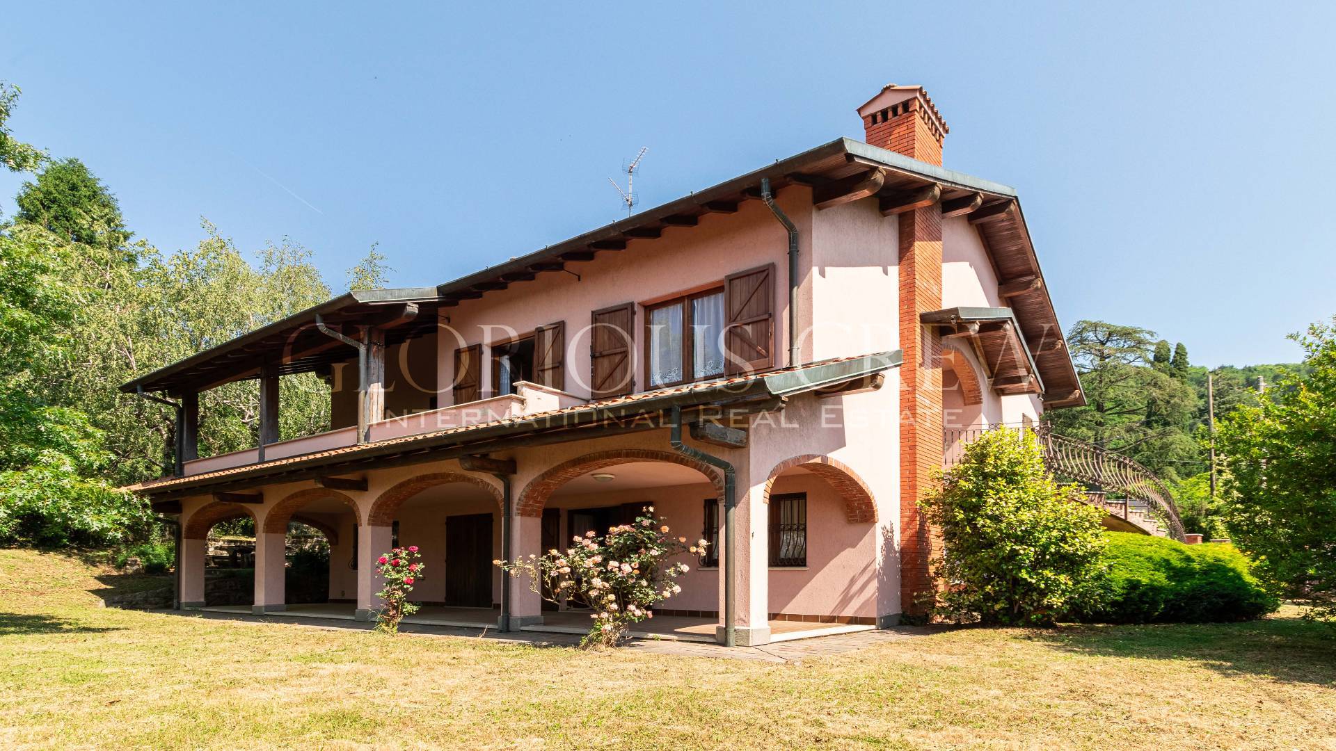Villa in vendita a Proserpio