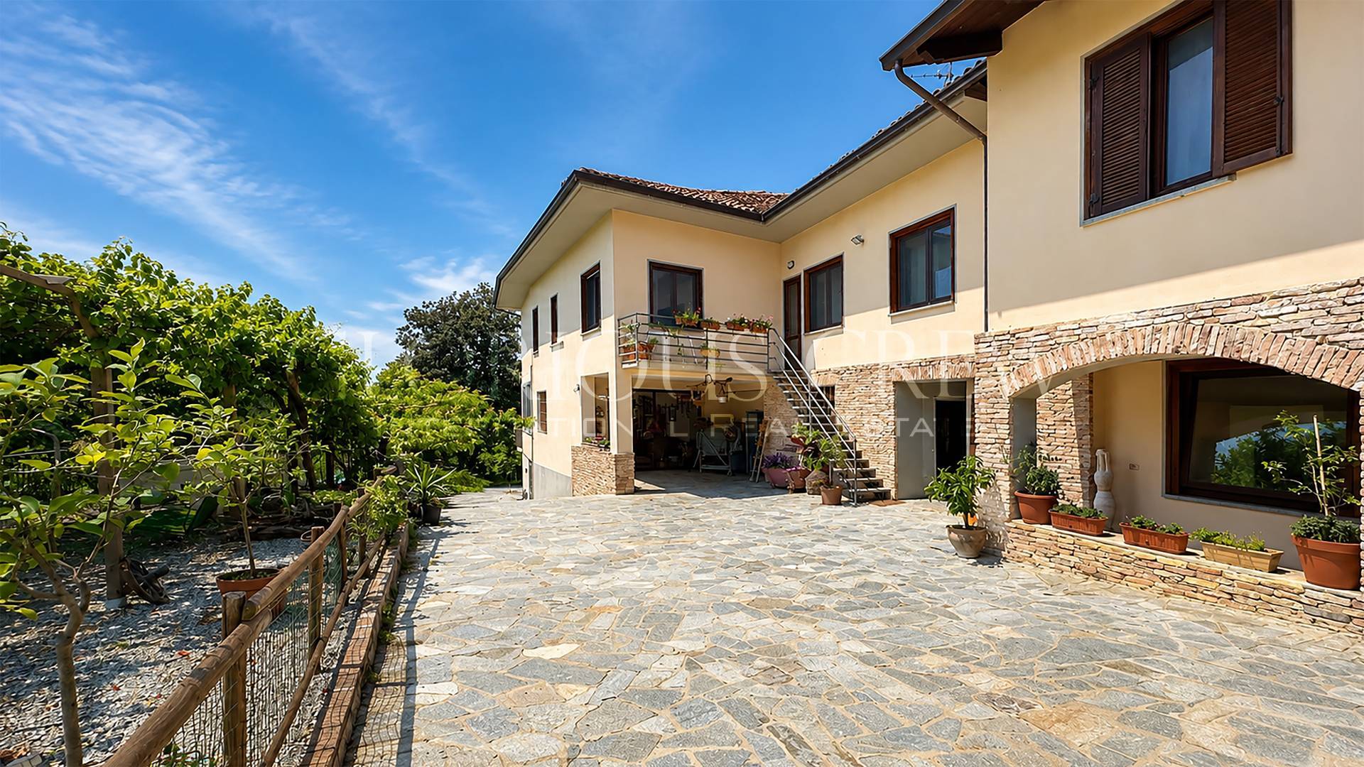 Villa in vendita a Brozolo