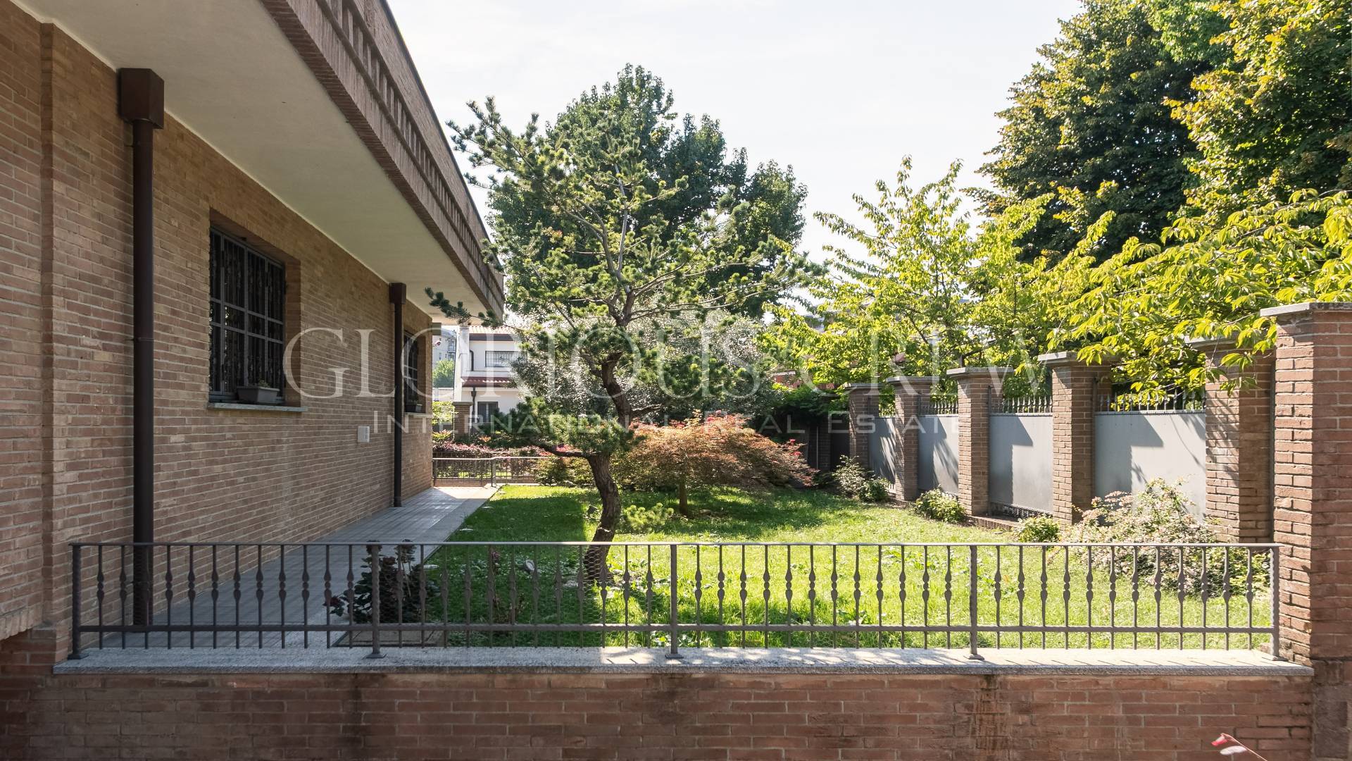 Villa in vendita a Trezzano sul Naviglio