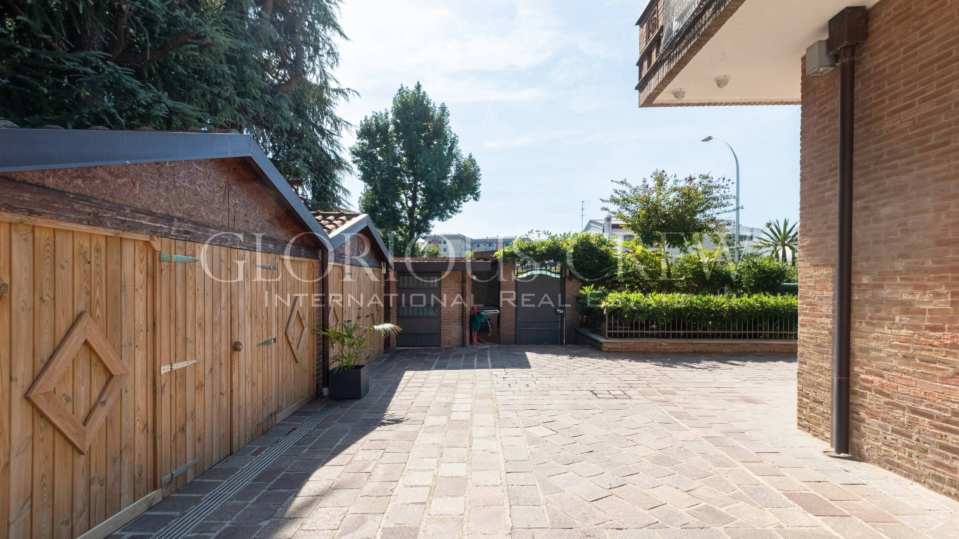 Villa in vendita a Trezzano sul Naviglio