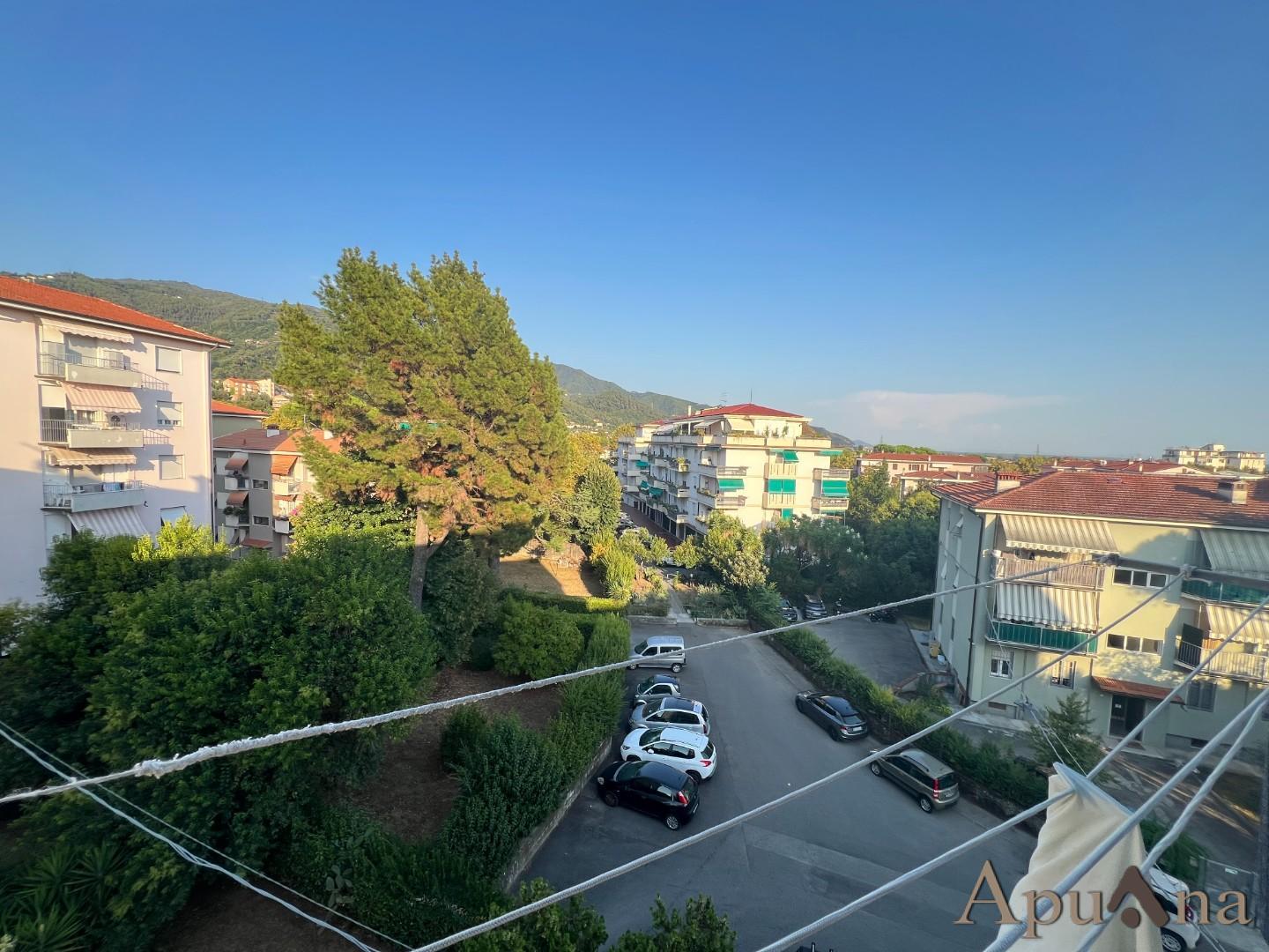 Quadrilocale in vendita a Massa