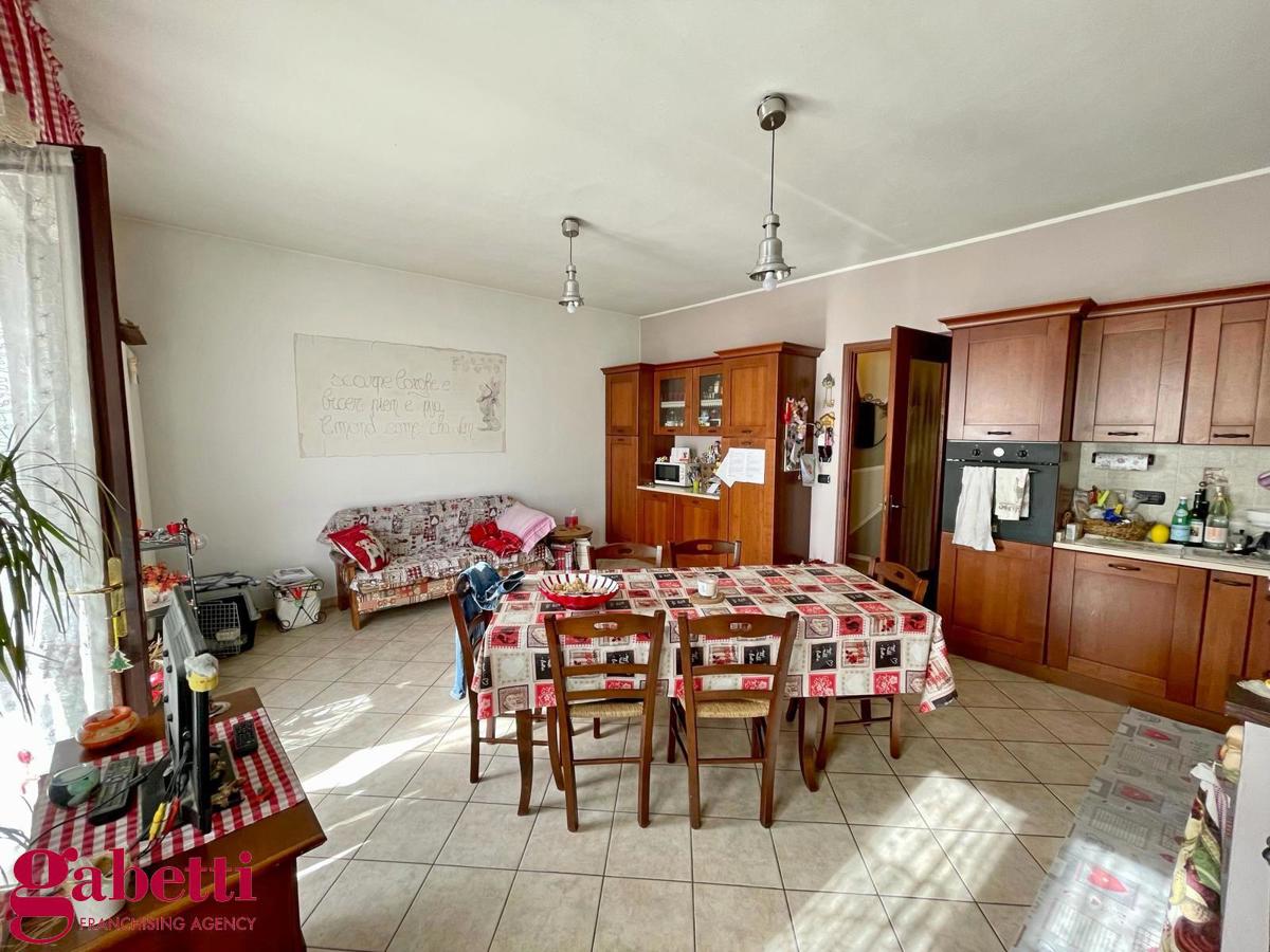 Casa indipendente con giardino a Sommariva Perno